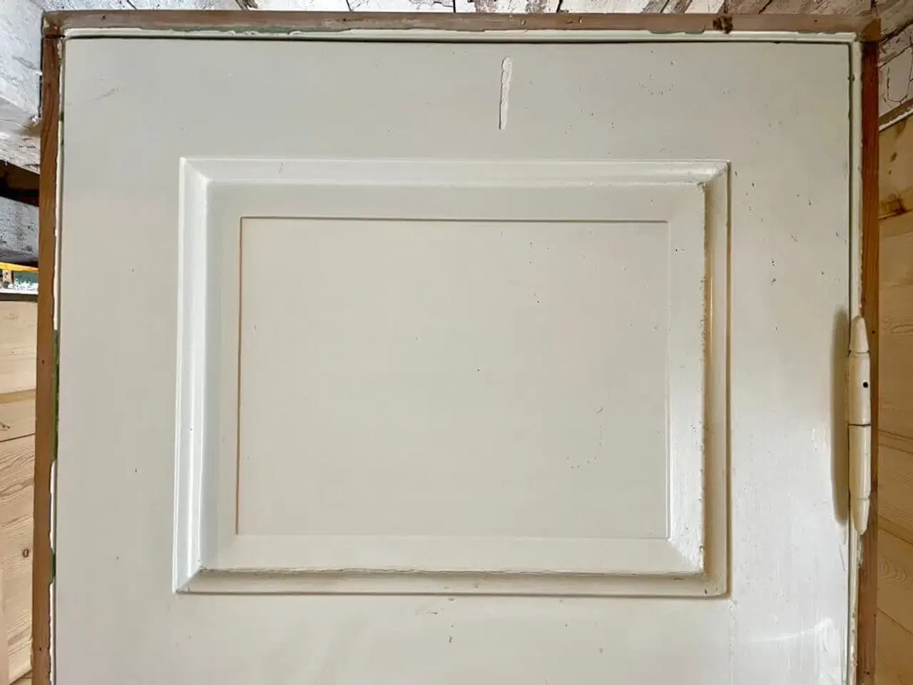 Billede 3 - Klassisk, smal fyldningsdør m. karm