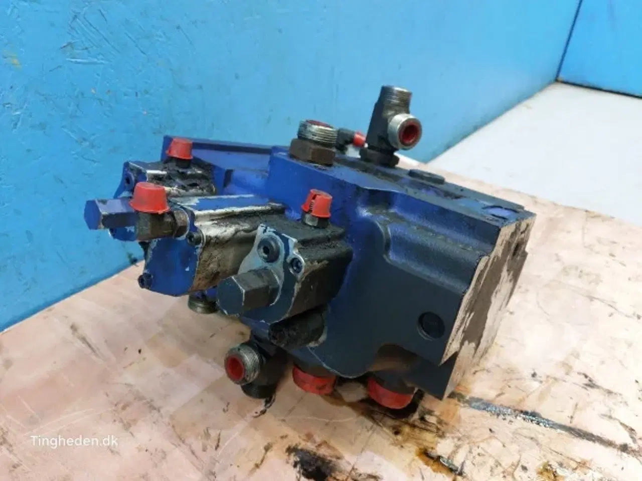 Billede 2 - Case 821E Hydraulikventil 87539282