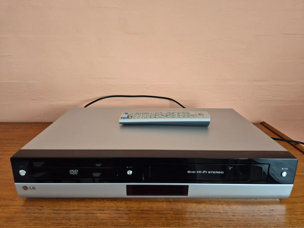 Billede 1 - LG DVD afspiller og VHS optager/afspiller