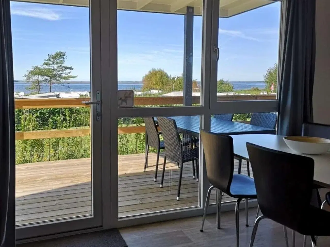 Billede 2 - Nye feriehuse ved Limfjorden nær Aalborg - Opvarmet minivandland, legeplads, cafe, gratis WIFi, åbent hele året, i hjertet af Nordjylland.