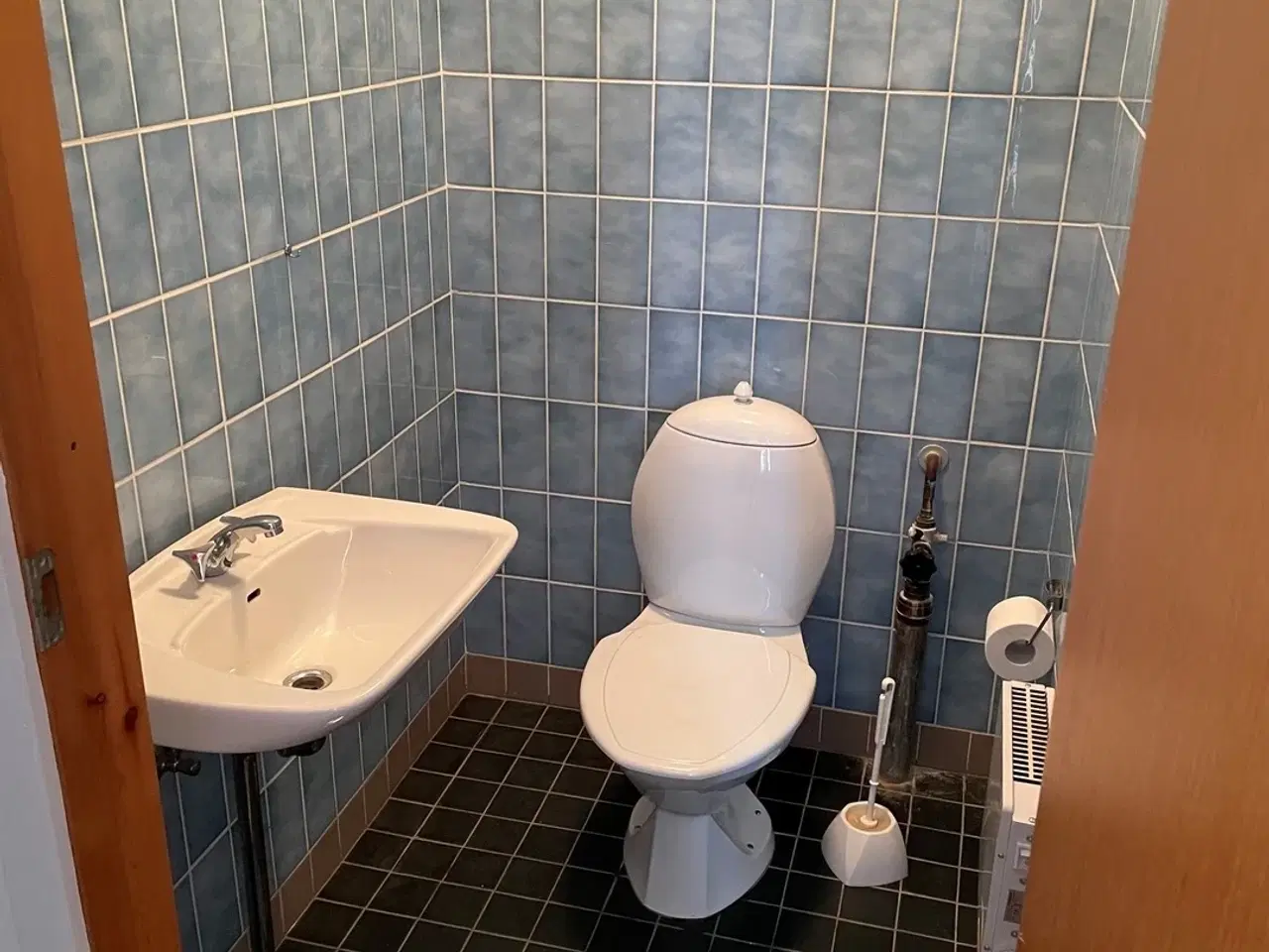 Billede 5 - Ledigt kontor/lager med gode parkeringsforhold