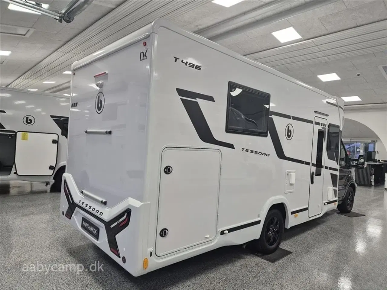 Billede 2 - 2026 - Benimar Tessoro 496   Topudstyret Familie camper