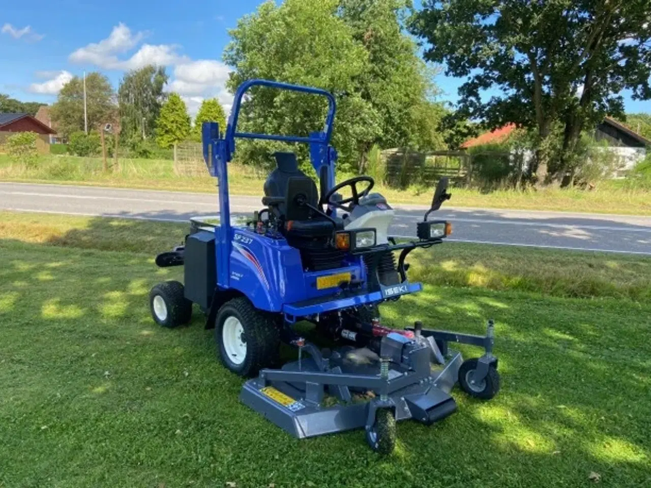 Billede 5 - Iseki SF237 baghjulsstyret redskabsbære 
