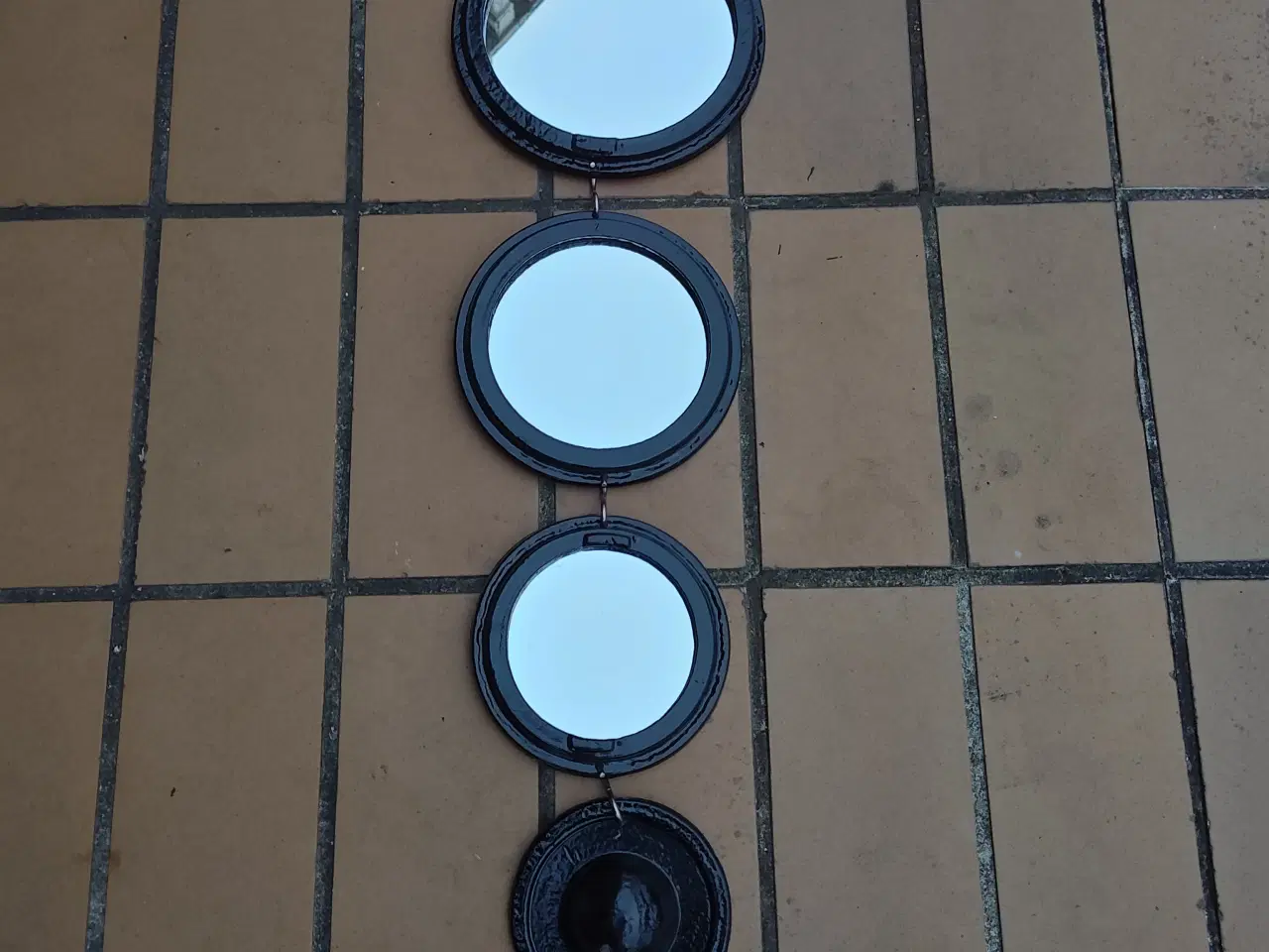 Billede 1 - Rundt runde spejle i støbejern