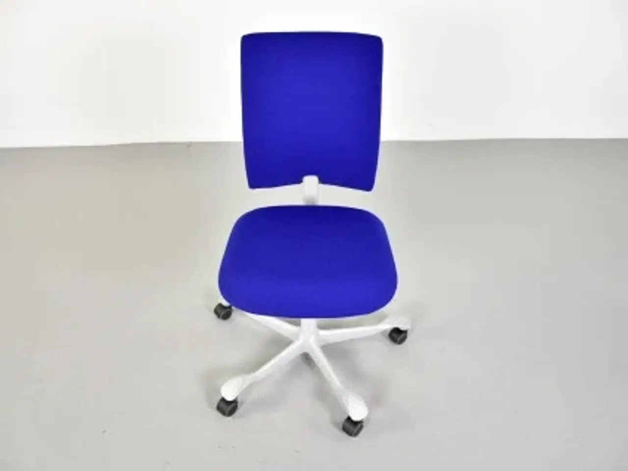 Billede 5 - Häg h04 4100 kontorstol med blåt polster og sølvgråt stel