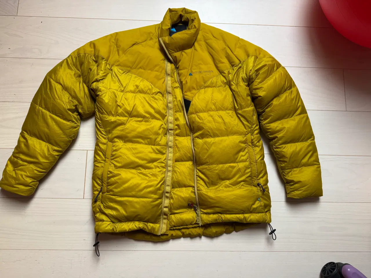 Billede 1 - Klättermusen Liv 2.0 dunjakke