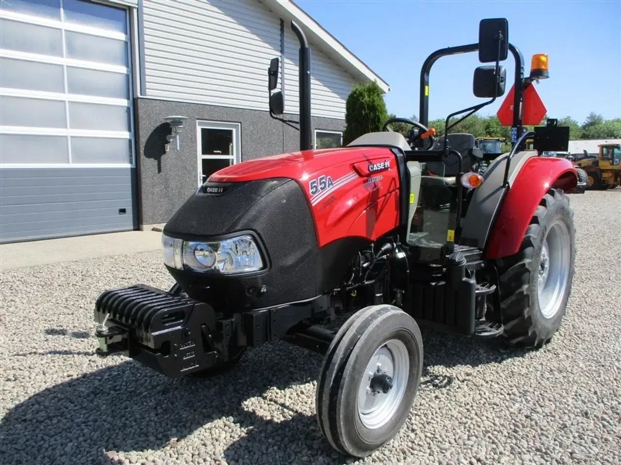 Billede 3 - Case IH Farmall 55A Dansk demo traktor med kun 29timer. Med vendegear på.