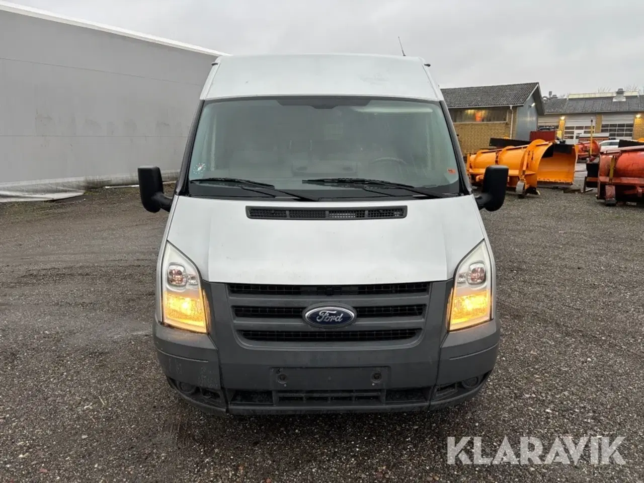 Billede 8 - Varebil Ford Transit 300M med lift