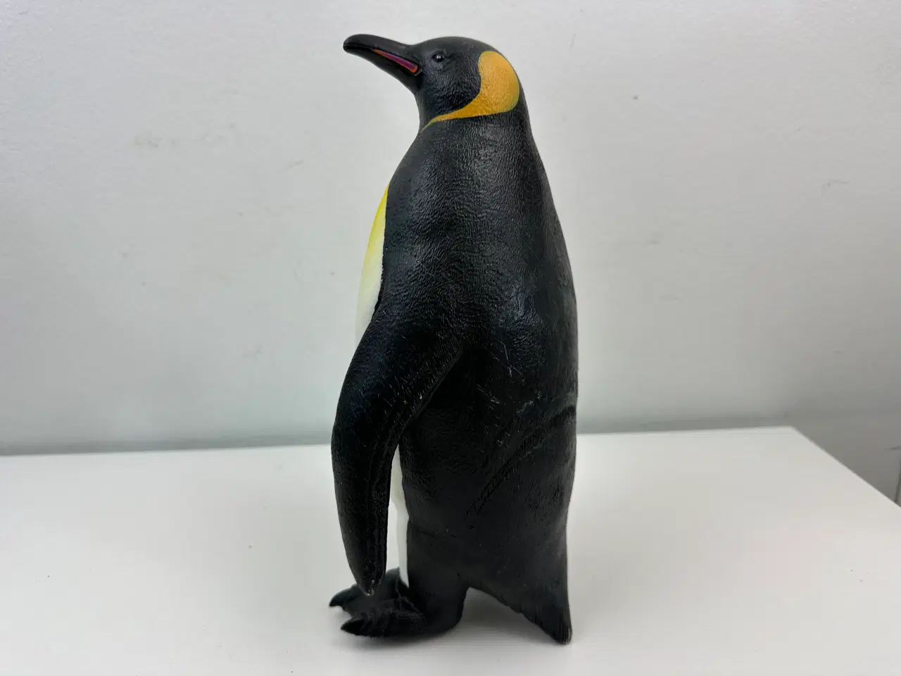 Billede 5 - Stor pingvin figur i gummi