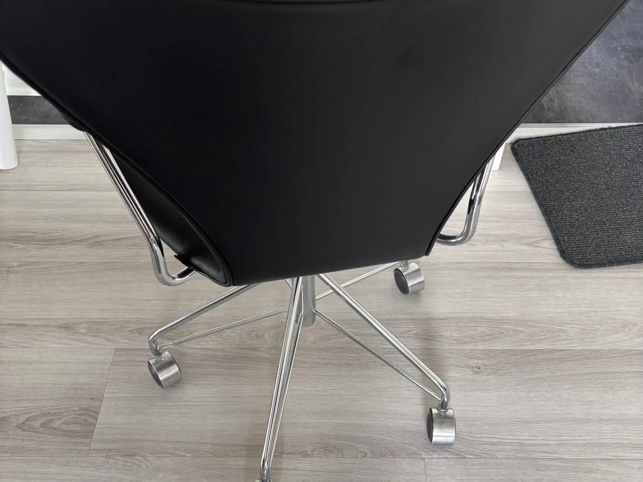 Billede 4 - Syver Kontorstol Arne Jacobsen