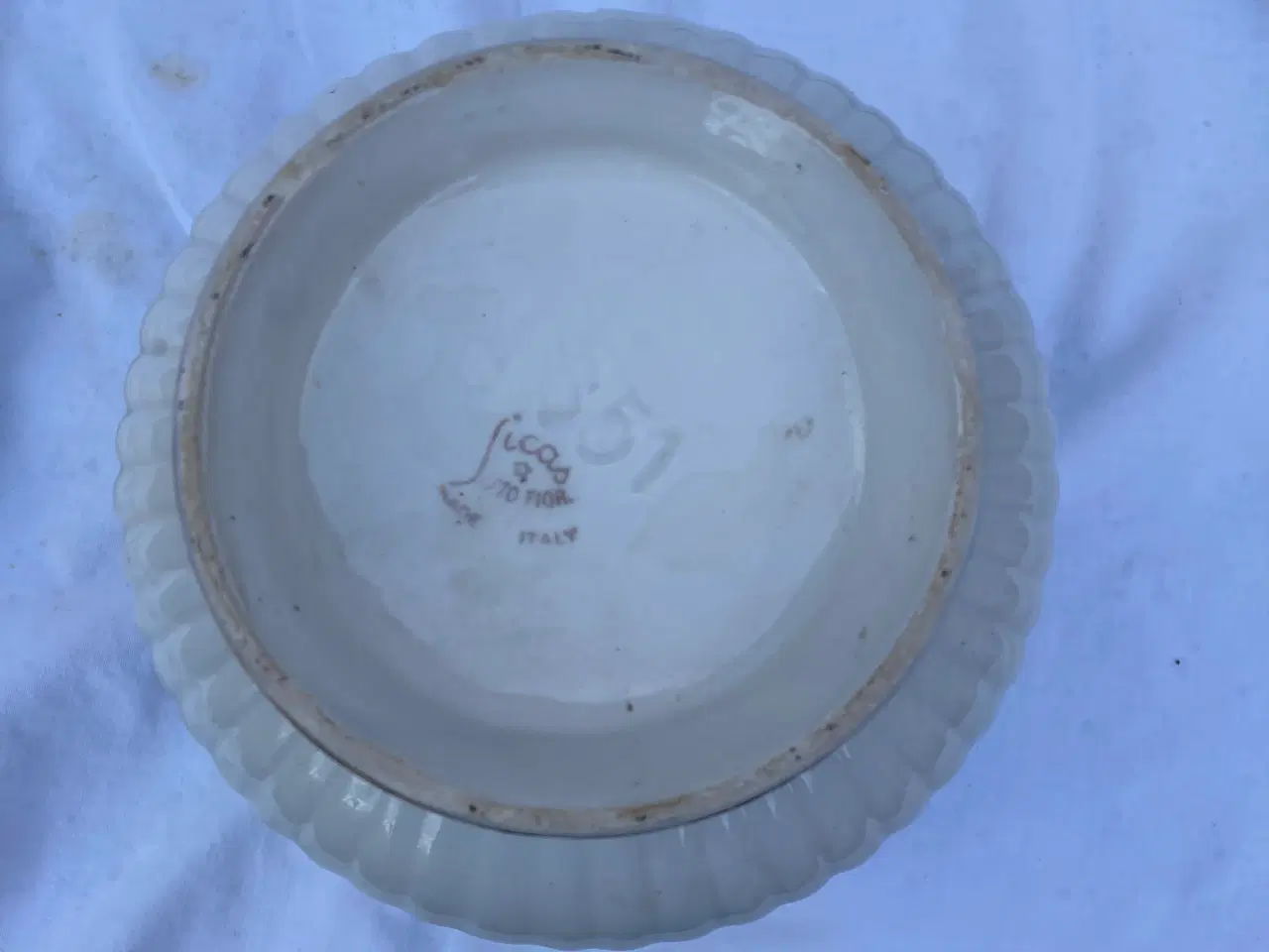 Billede 5 - Italiensk Sicas urtepotteskjuler