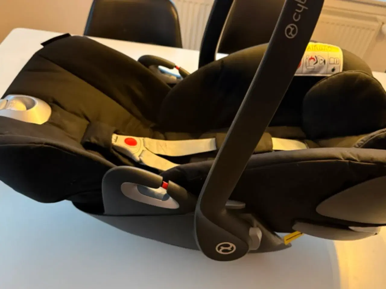 Billede 1 - Cybex cloud Z i-size autostol