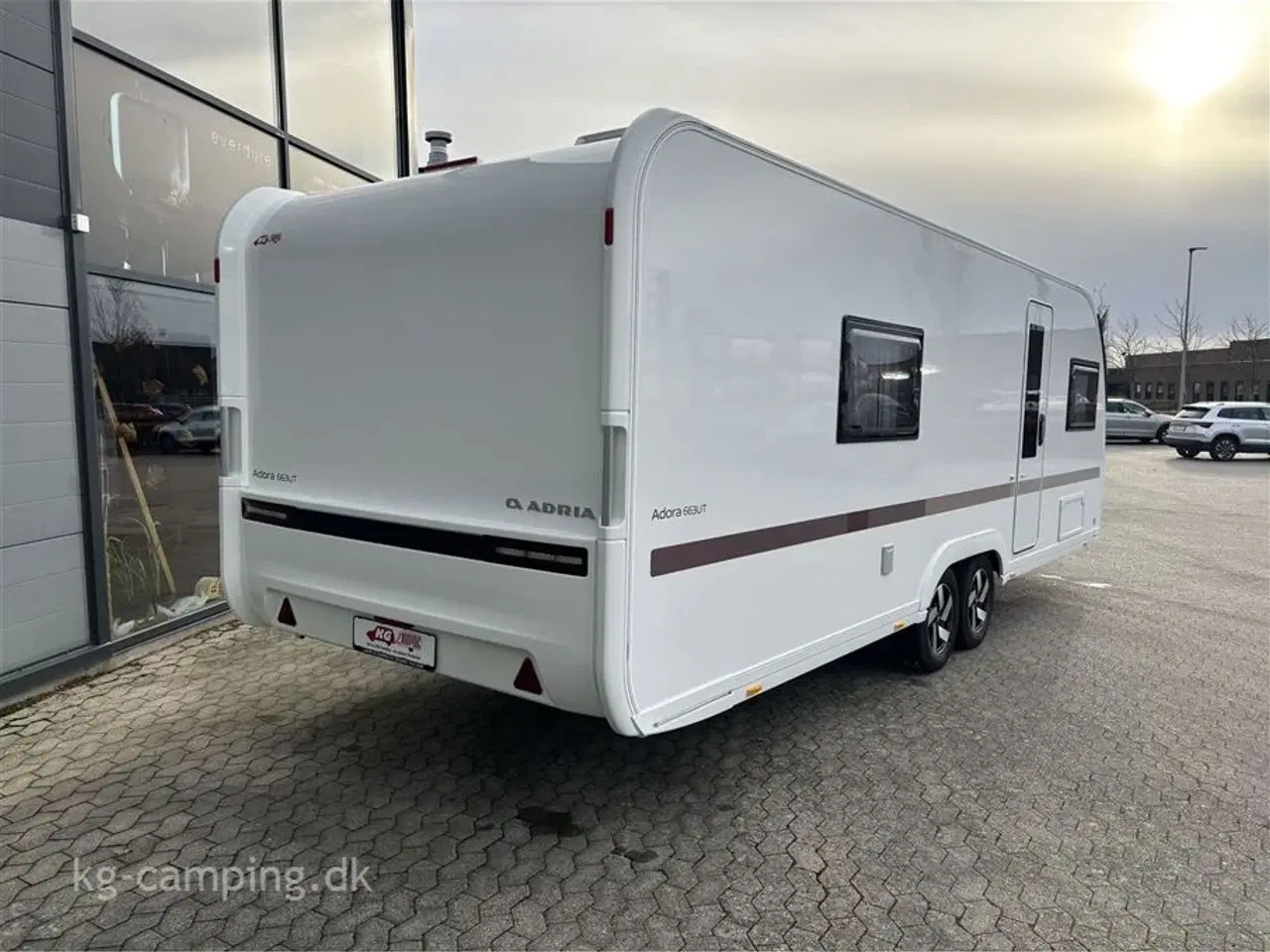 Billede 3 - 2026 - Adria Adora 663 UT Alde Den store nyhed i Adora serien. Enkeltsenge, stort baderum og med Alde centralvarme