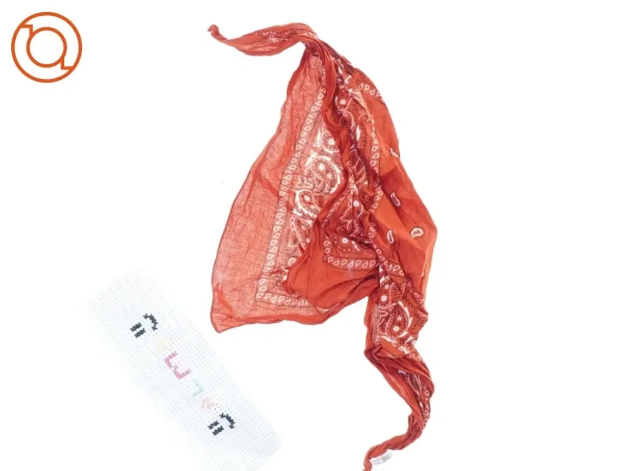 Billede 2 - Penalhus og bandana (str. 26 cm)