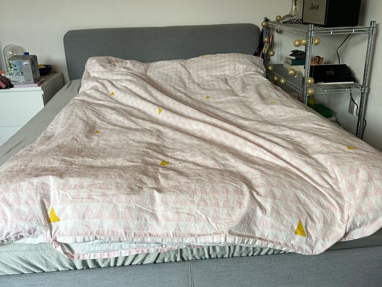 Billede 1 - Seng fra Ikea 