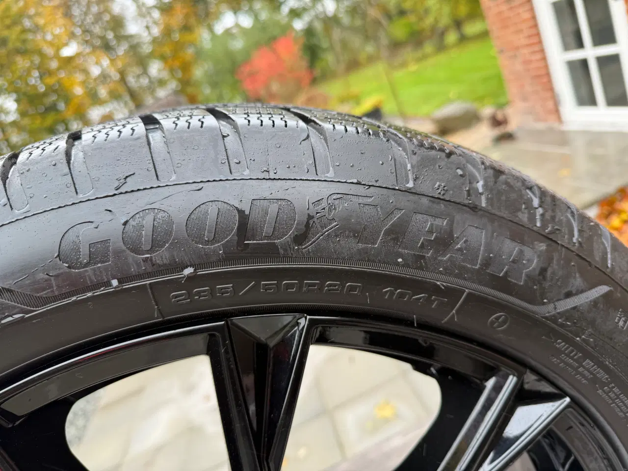 Billede 3 - Goodyear ultragrip monteret på alufælge Mazda CX60