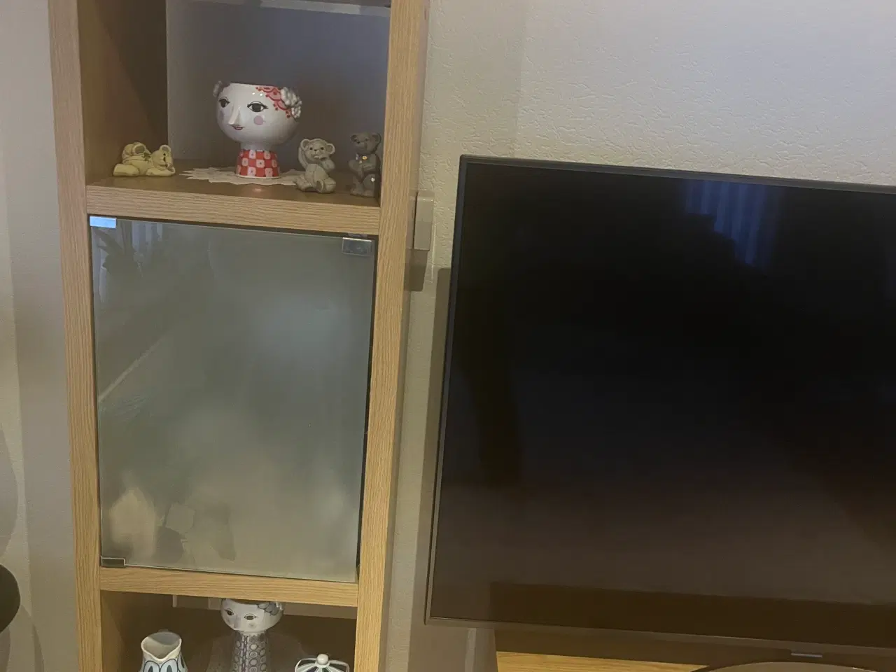 Billede 2 - TV møbler og reol