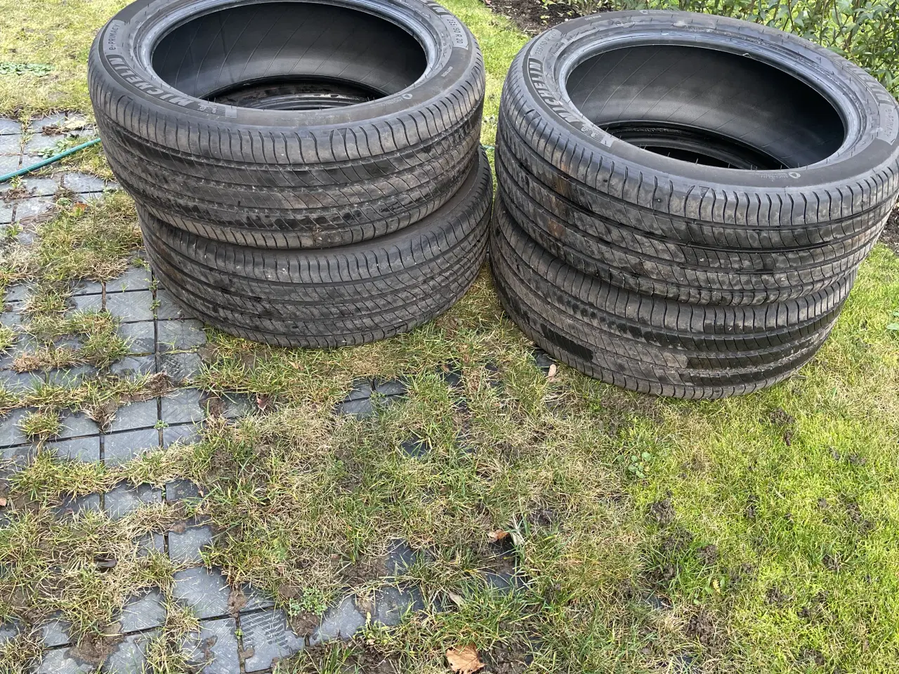 Billede 1 - Sommerdæktil El bil Peugeot e3008