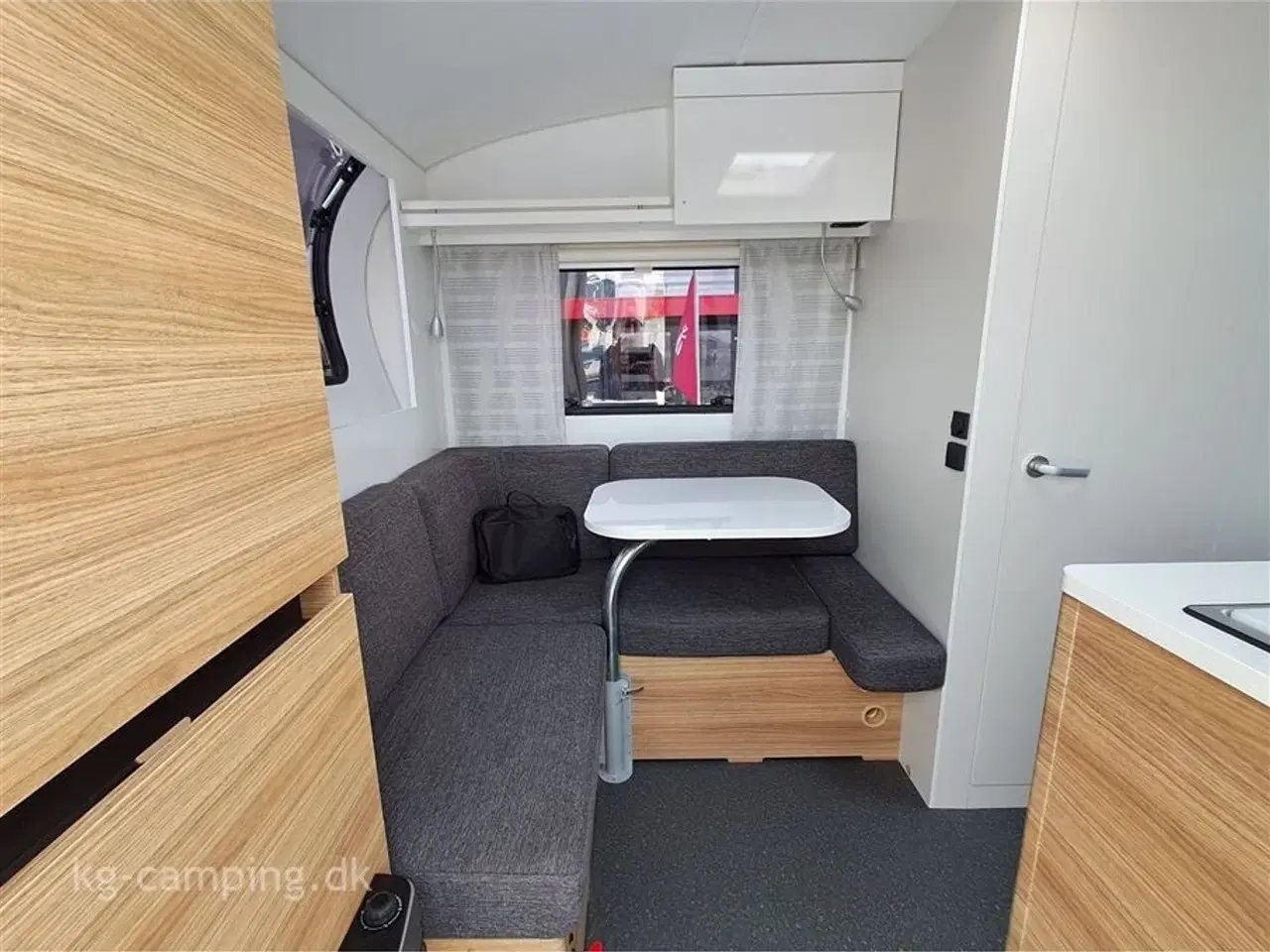 Billede 7 - 2021 - Adria Action 391 PD Den populære rejsevogn med fast dobbeltseng, Mover, Cykelstativ og Fortelt