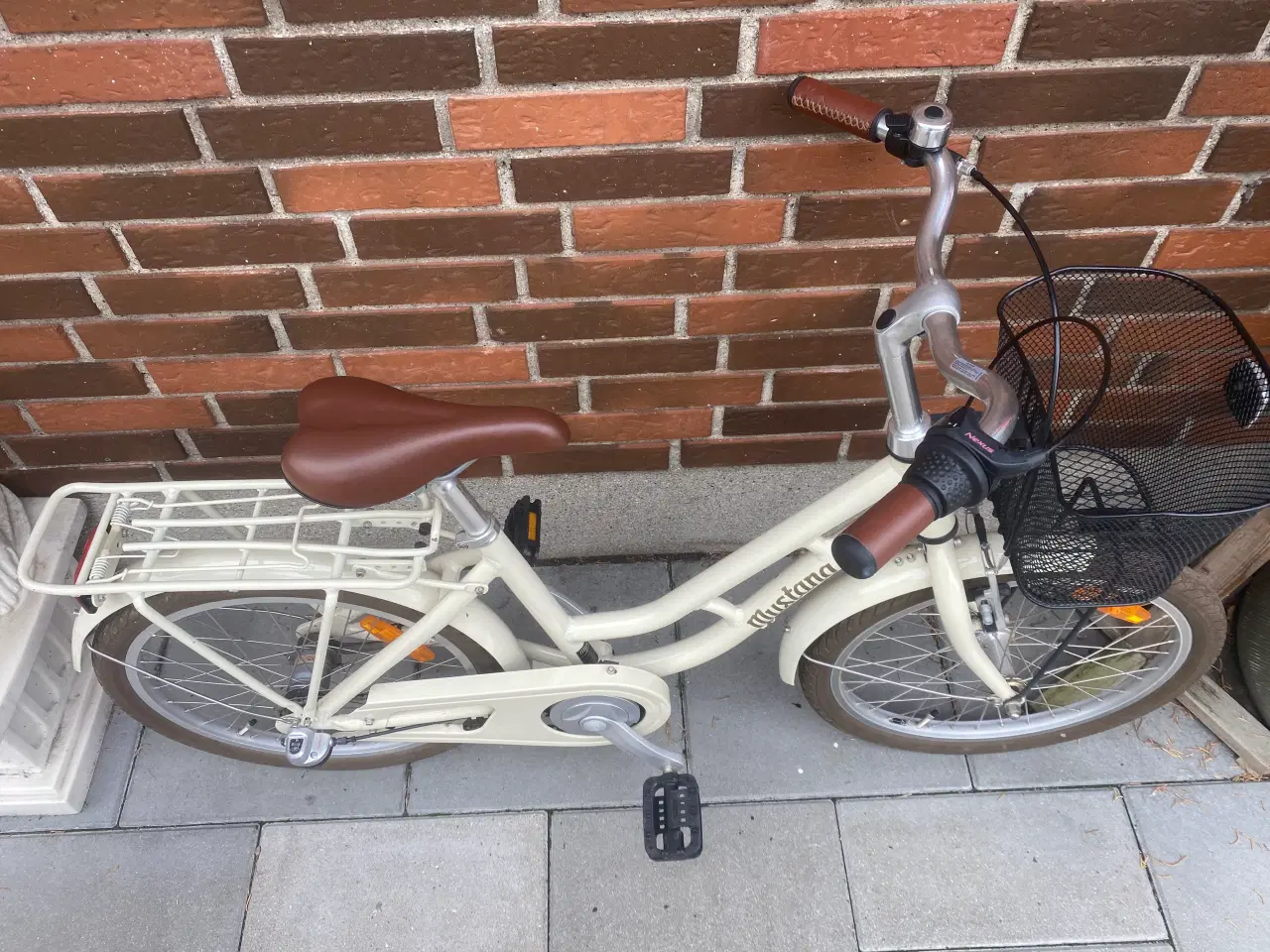 Billede 2 - Købt til 3499 kr 20 tommer prinsesse 👸 cykel 