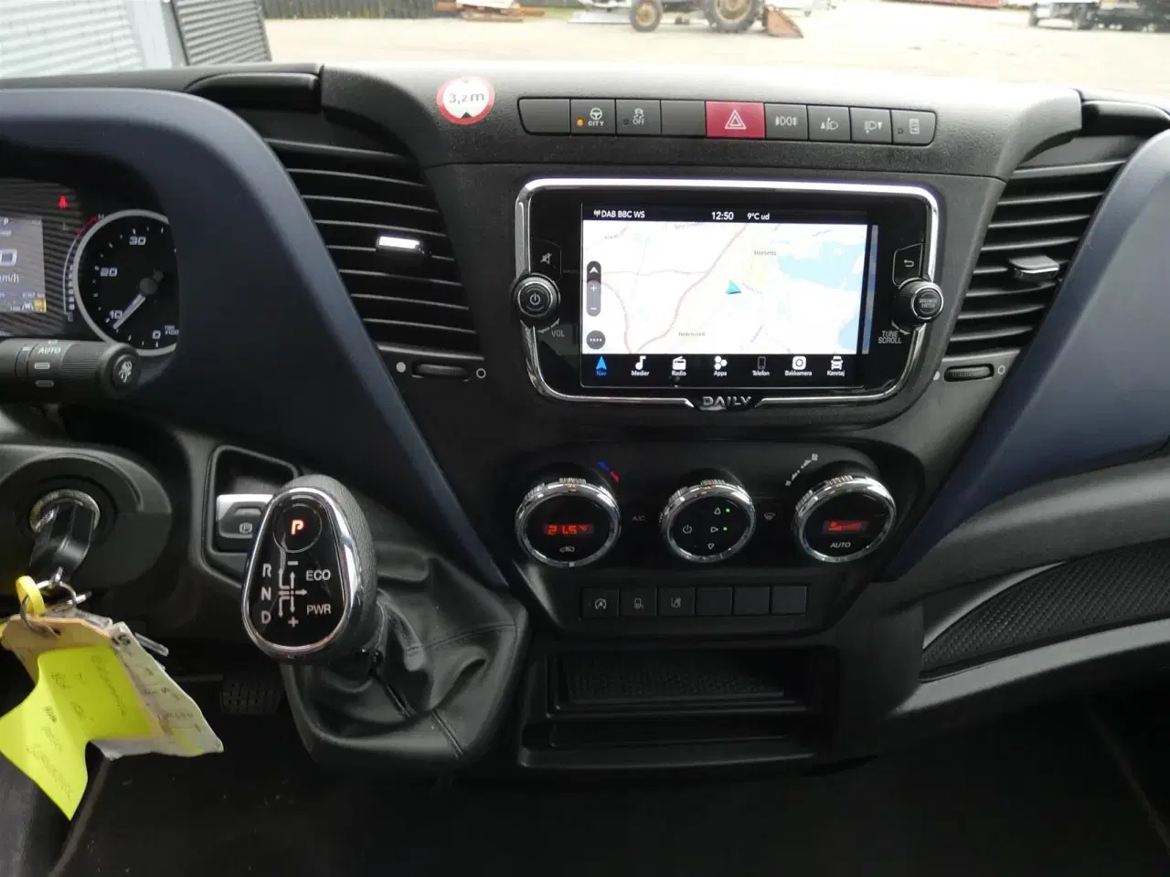 Billede 13 - Iveco Daily 35S16 3750mm 2,3 D m/Alukasse med lift Hi-Matic 156HK Ladv./Chas. 8g Aut.