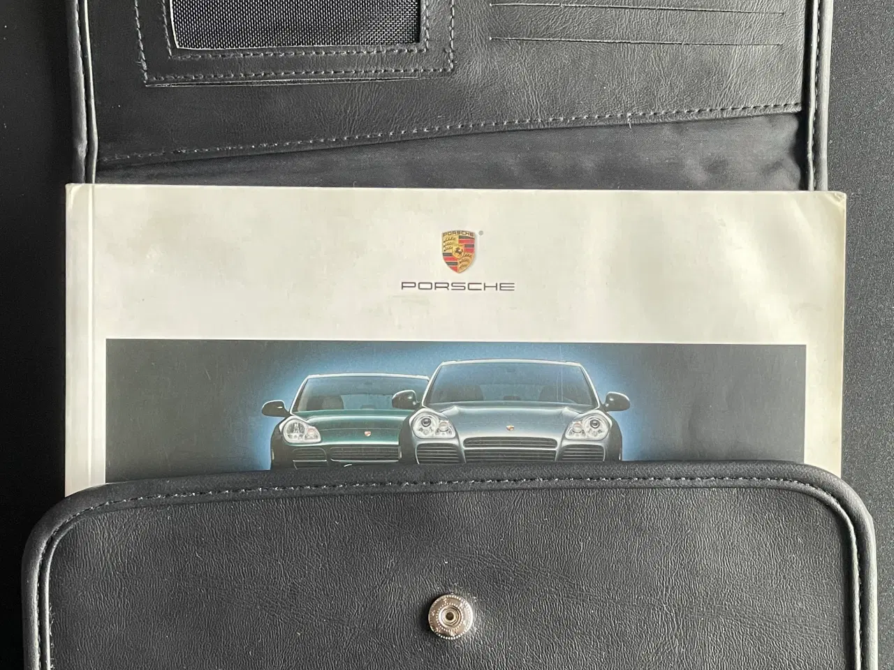 Billede 9 - Porsche Cayenne Mappe & manualer