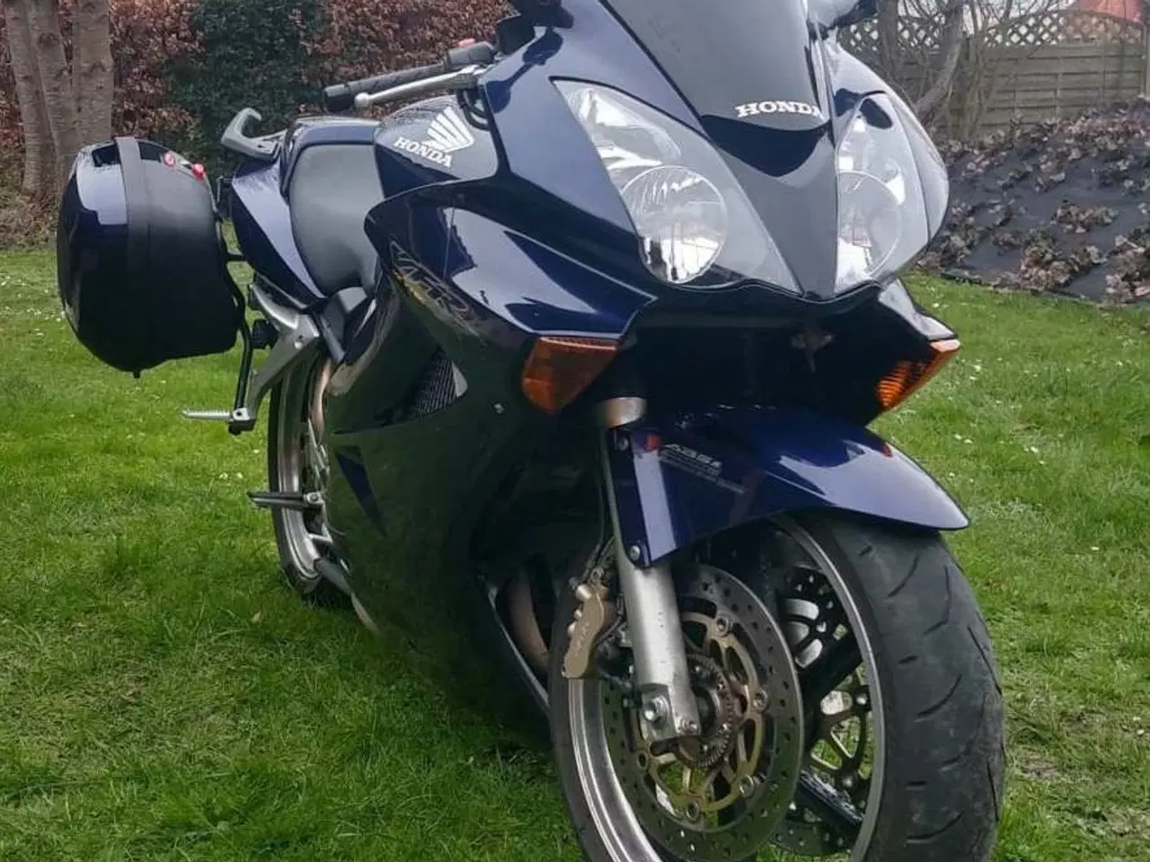 Billede 6 - Flot og velkørende Honda VFR 800 Vtec 