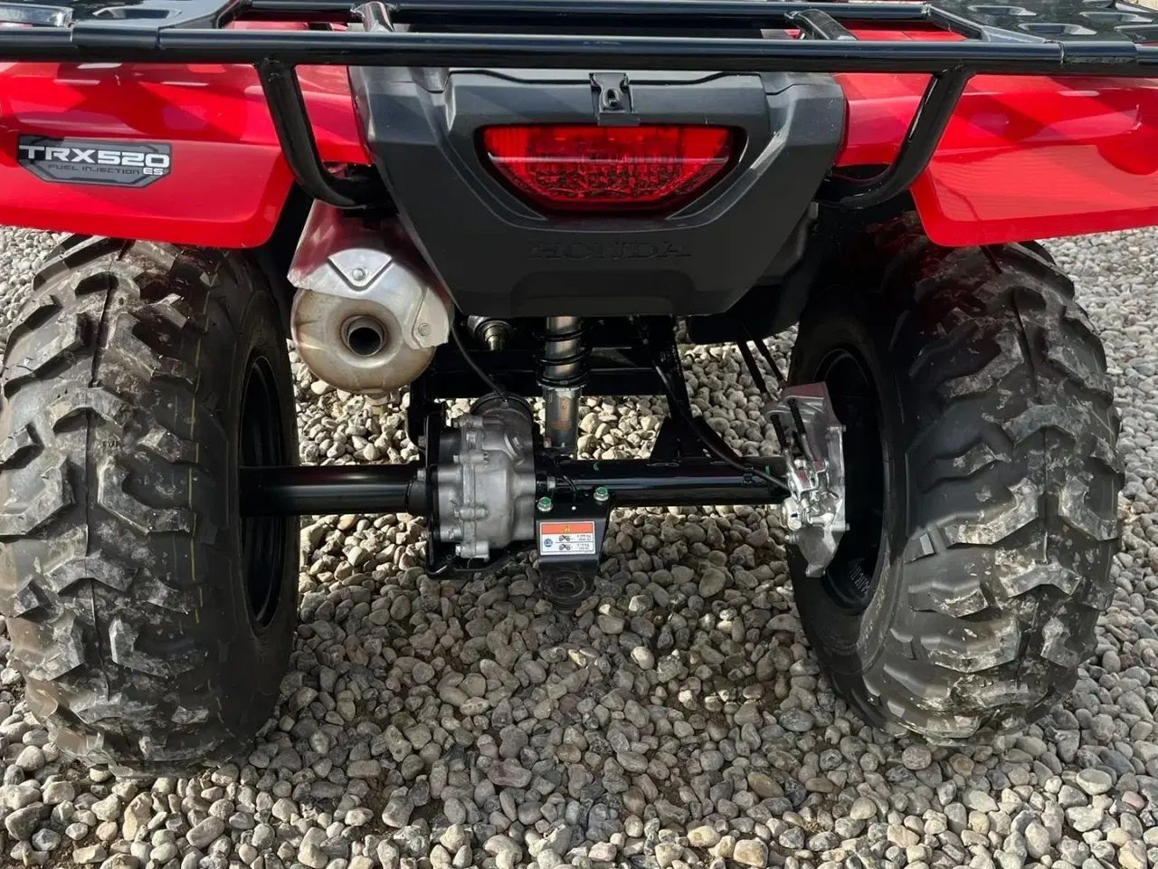 Billede 8 - Honda TRX 520 FE Vi har et stort lager af HONDA-ATV, så der er også en til dig.