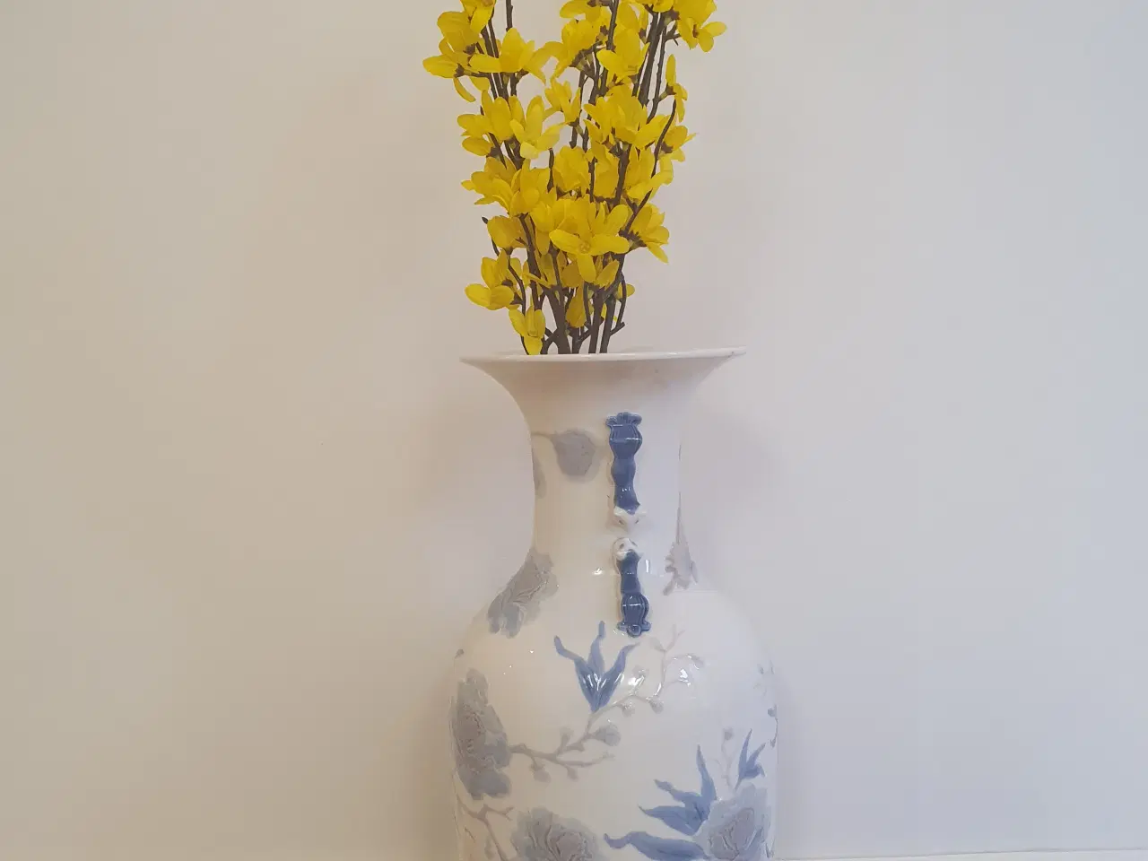 Billede 1 - Vase, porcelæn 