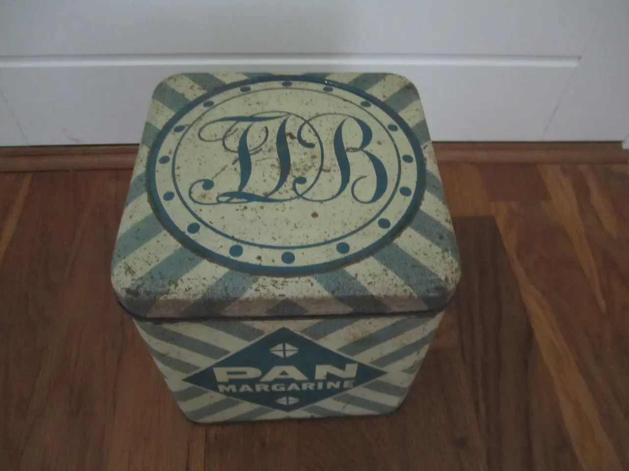 Billede 2 - VINTAGE DÅSE PAN MARGARINE.