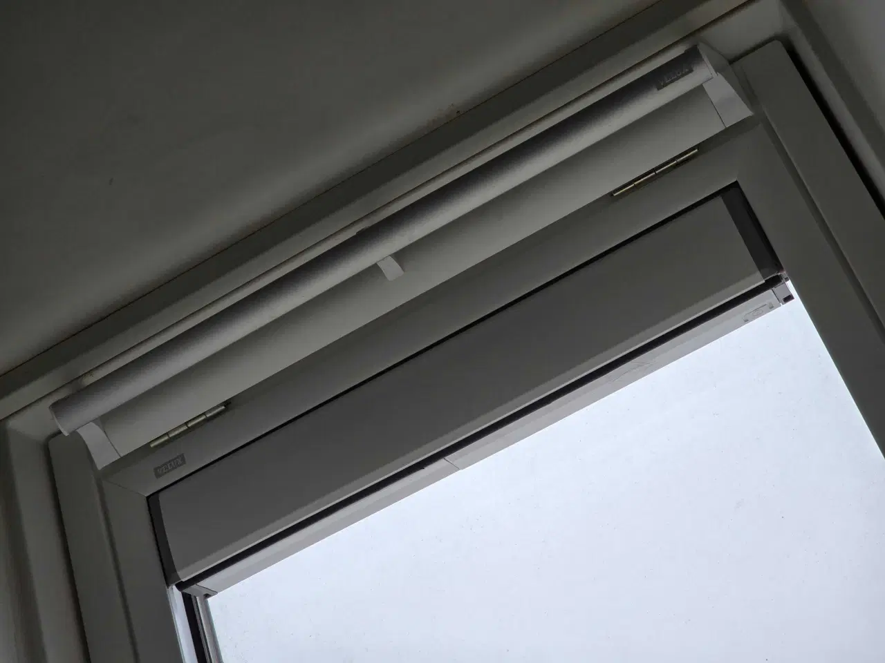 Billede 5 - Velux Mørklægningsgardiner med smart styring