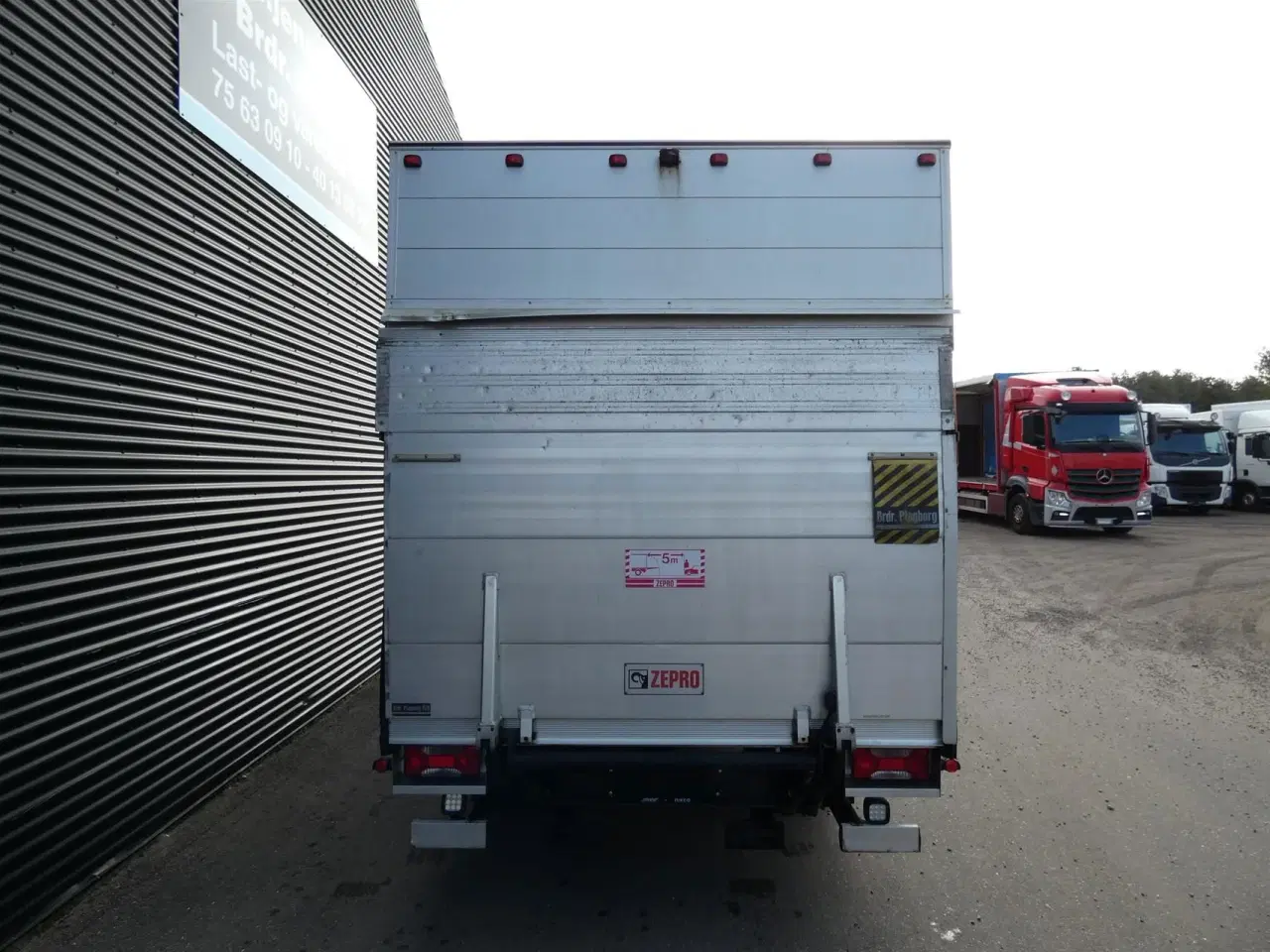 Billede 6 - Iveco Daily 35S18 4100mm 3,0 D 180HK Ladv./Chas. 8g Aut.