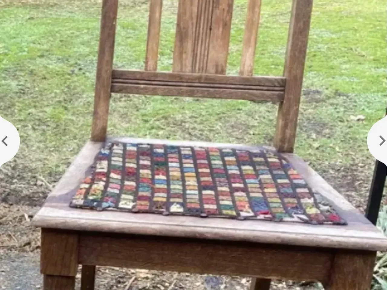 Billede 1 - Spisebordsstole sælges kr. 50,-/stk.