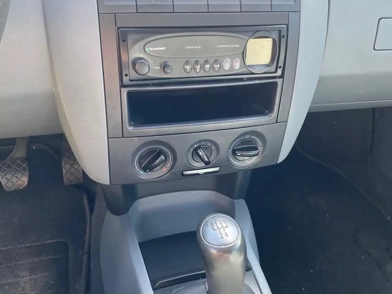 Billede 8 - Skoda Fabia, 1,4 , Benzin, 2002, KUN kørt 147.000 