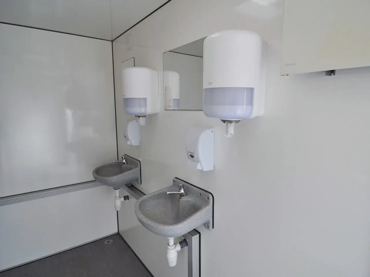 Billede 6 - Type 730: Herre-dame toiletvogn
