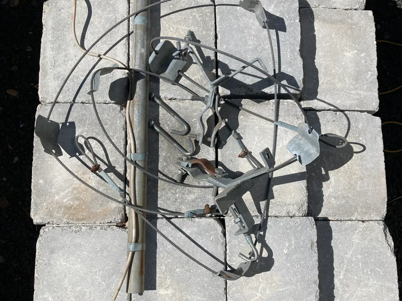 Billede 1 - Skorstensbeslag til parabol eller antenne