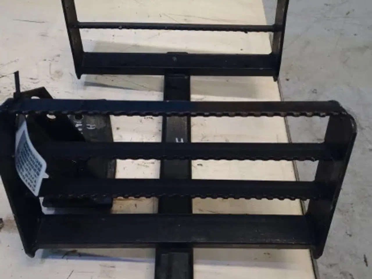 Billede 3 - Ford 6640 Trinplade 82008961