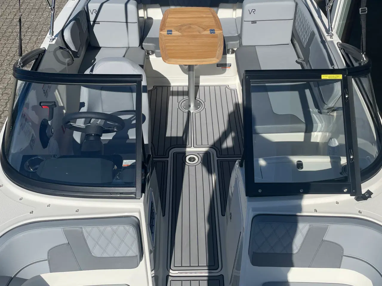 Billede 15 - Byliner VR4 Bowrider med F115 ProXS Mercury-EFI 4 takt