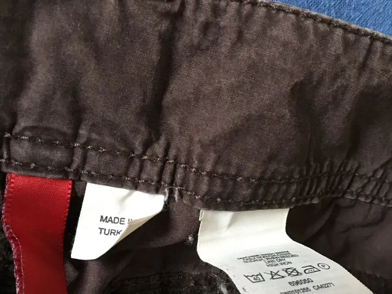 Billede 4 - Brun bukser til salg