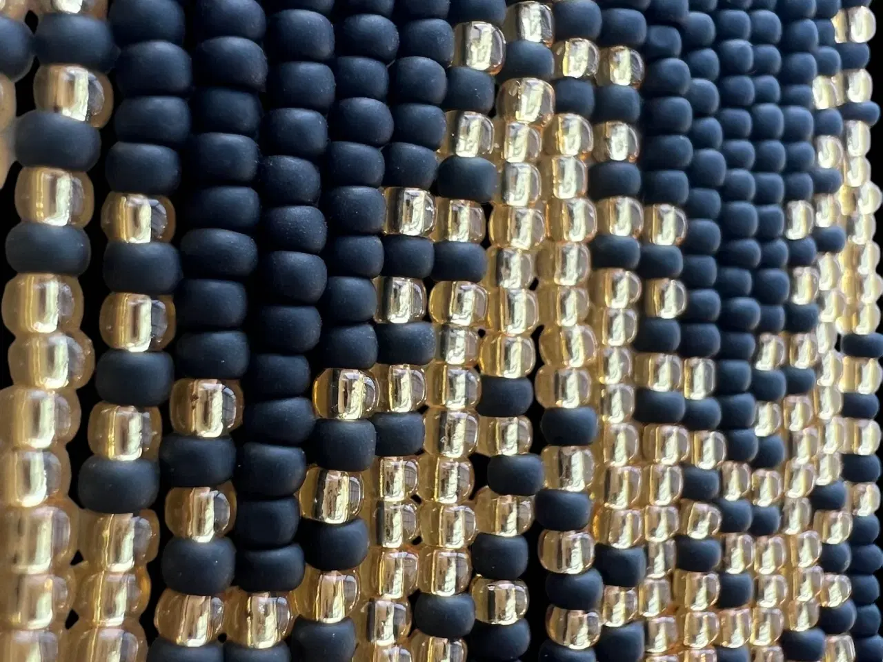 Billede 3 - Grønlandske øreringe, håndlavede 