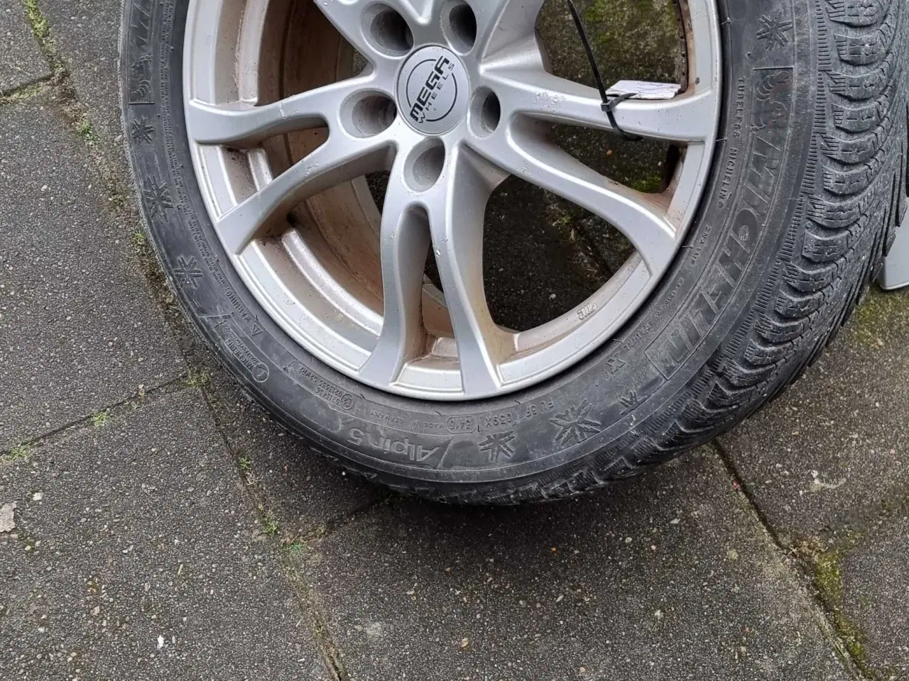 Billede 4 - Vinterdæk på alufælge