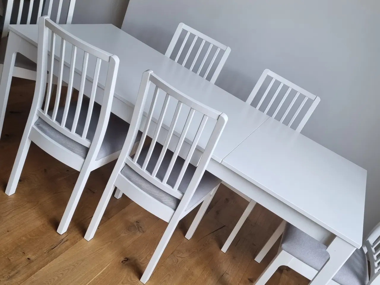 Billede 5 - Spisebordsæt med udtrækning 