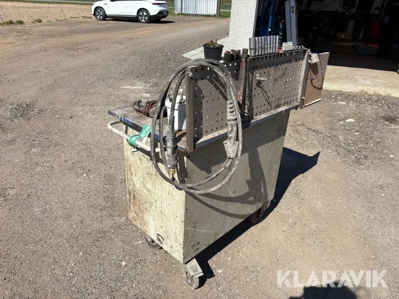 Billede 3 - Værkstedsvogn med indhold