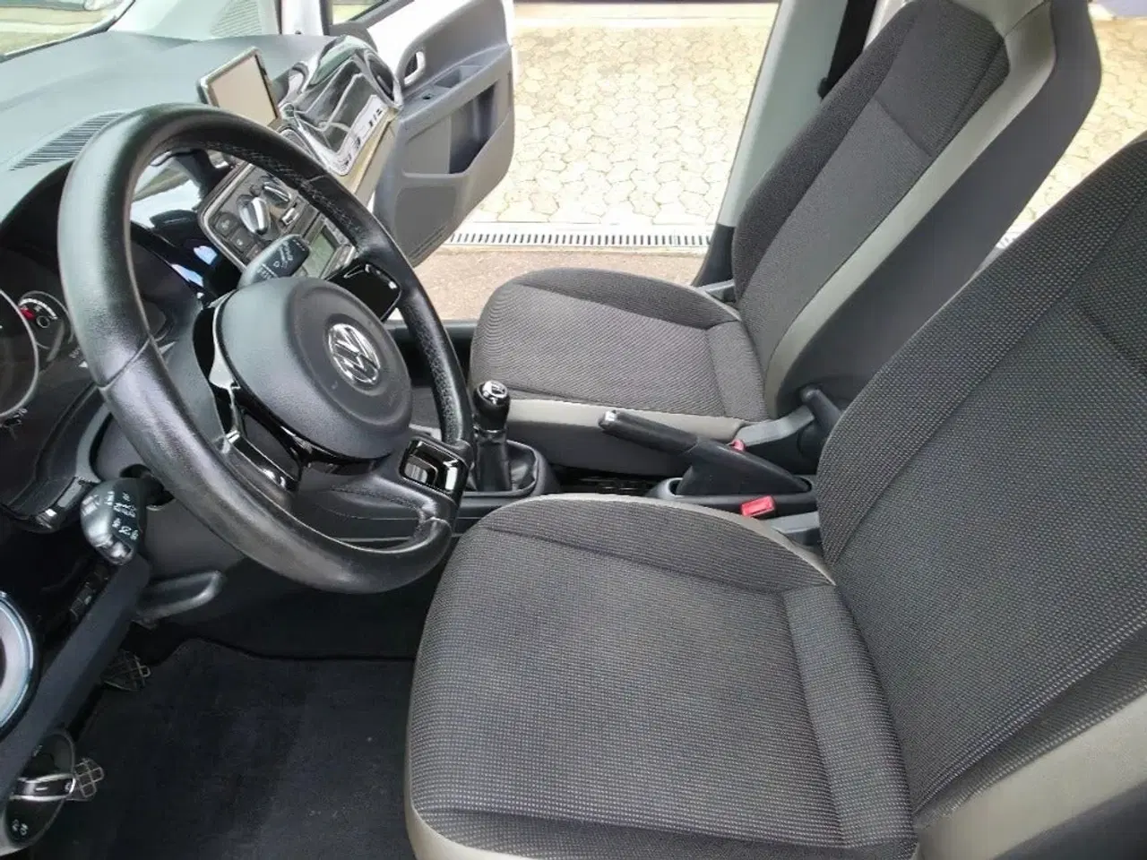 Billede 24 - VW Up! 1,0 75 High Up!