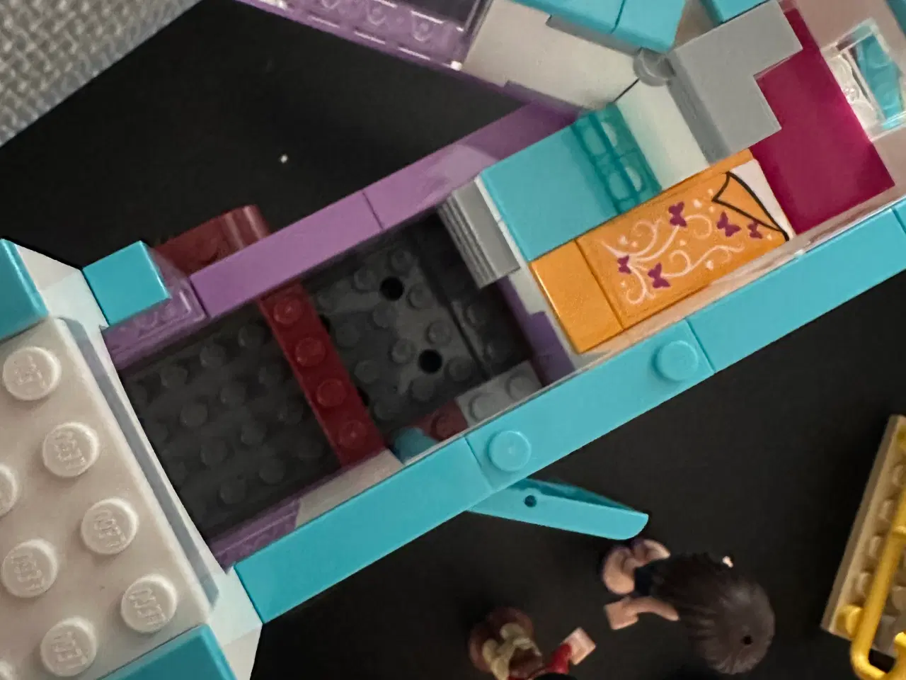 Billede 3 - Lego Friends dyrlægens hestetrailer