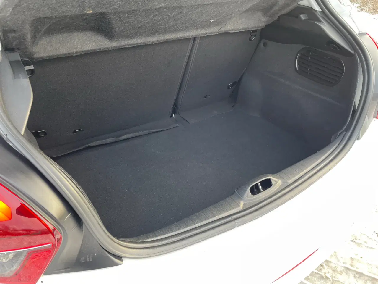 Billede 6 - Peugeot 208 1,6 BlueHDi Selection Sky 100HK 5d