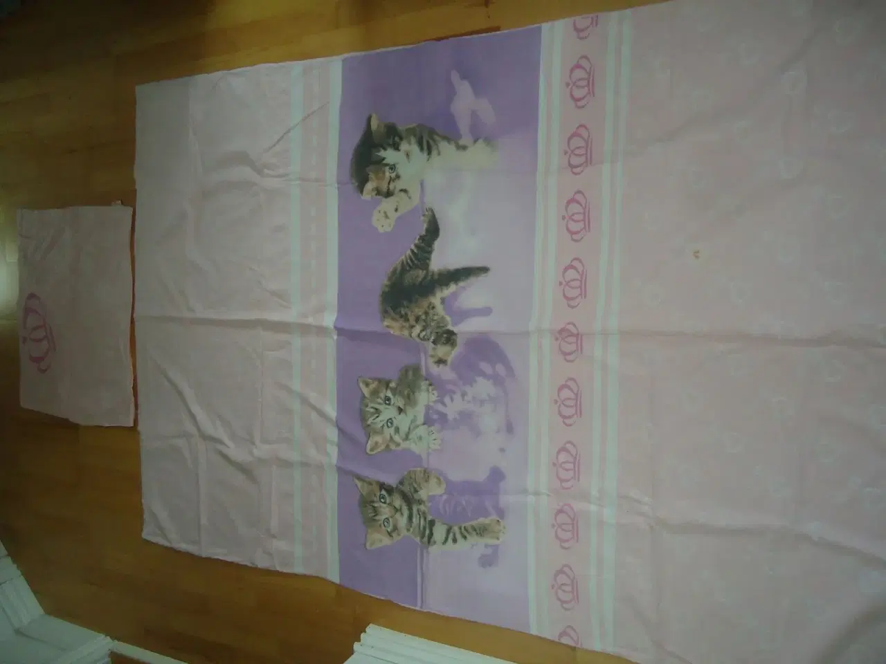 Billede 1 - 1 sæt sengetøj med katte