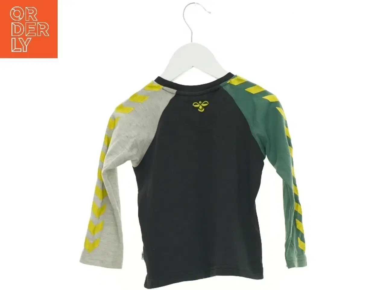 Billede 2 - Bluse fra Hummel (str. 92 cm)