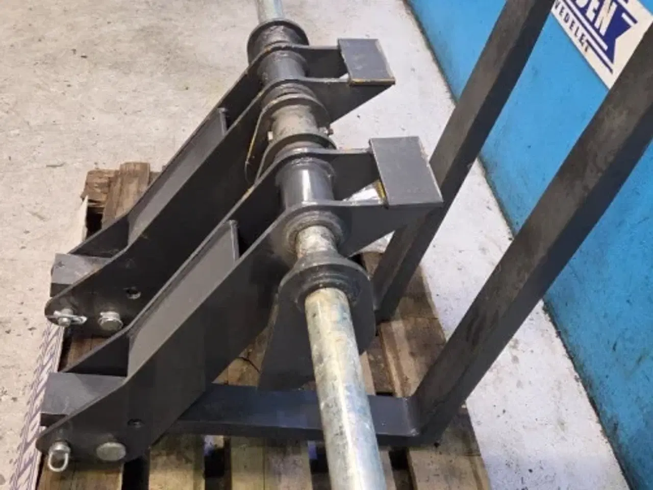 Billede 11 - New Holland B115C Pallegafler Kit 87310367