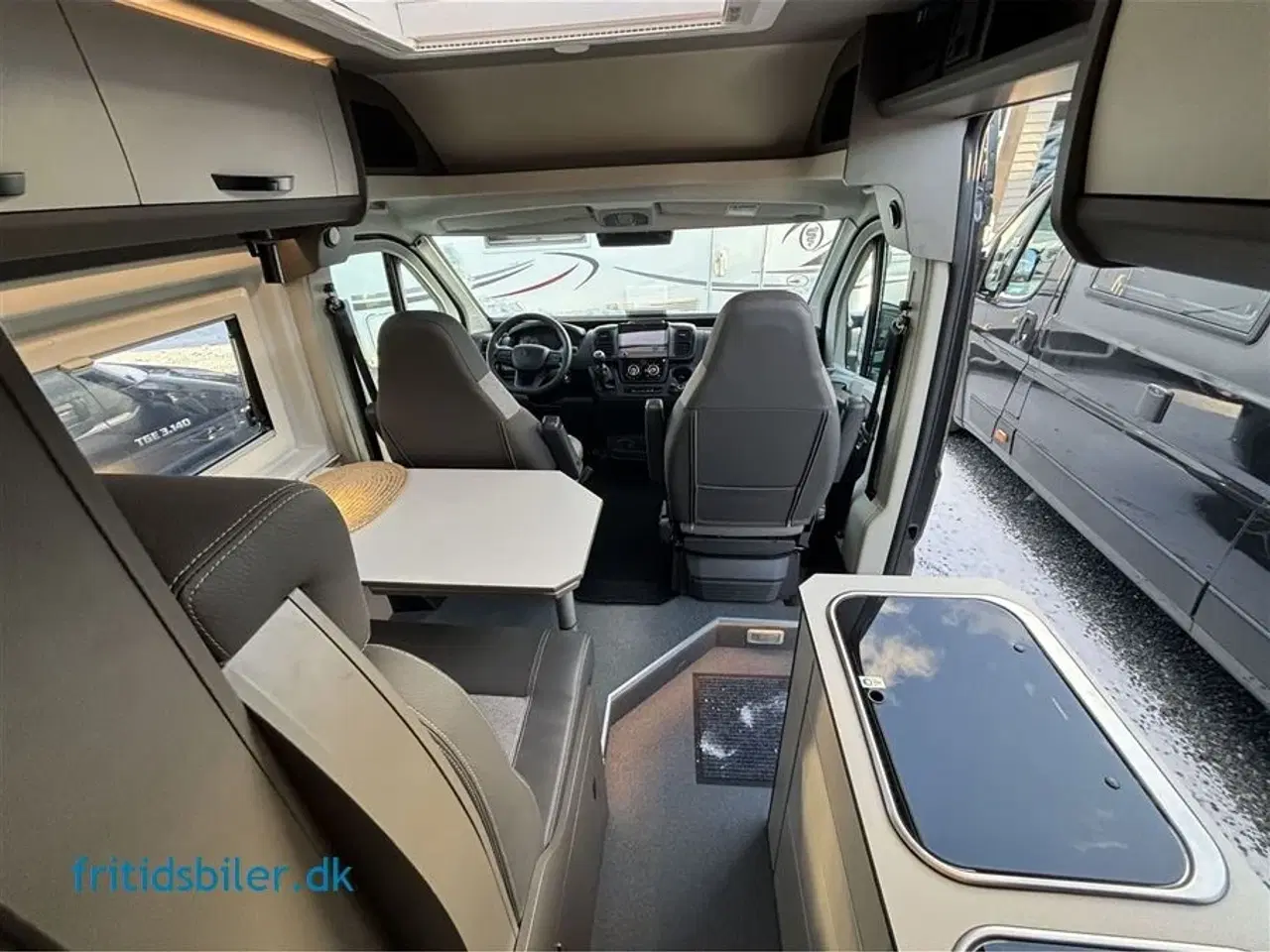 Billede 8 - 2025 - Bravia 636 140 Hk   Nok Danmarks fedeste campervan i en Bravia 636